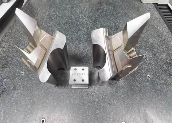 Ένθετα καλουπιών OEM Automotive Components Πλαστικά ένθετα χύτευσης με έγχυση